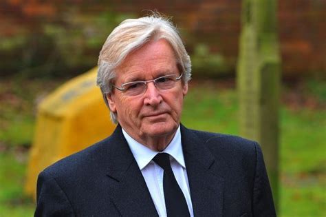 how old is ken barlow actor - Impressed Minds