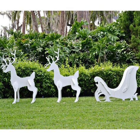 Large Christmas Sleigh and Reindeer Set | Reindeer outdoor decorations ...