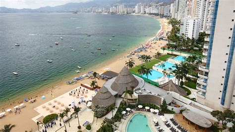 Acapulco, Mexico's 'murder capital,' sees steady tourism despite ...