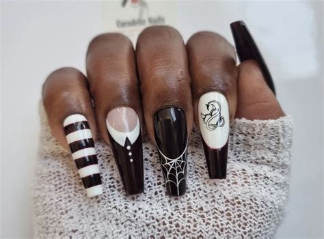 Wednesday Addams nails 2023: Get the modern goth look with 15 Wednesday ...