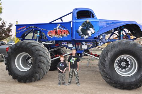 Lars, Jessica, Ashton & Gunnar: MoNsTeR TrUcK RaLLy!