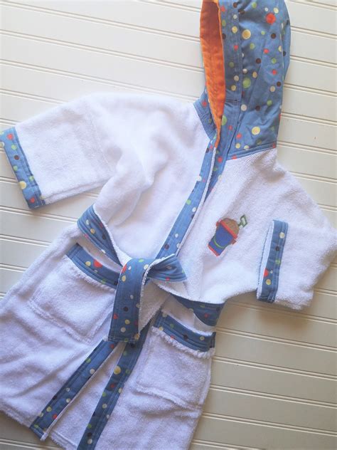 Personalized-Boys-Bath-Robes-Pail-Shovel-Blue-Polka-Dots-Bathrobes ...