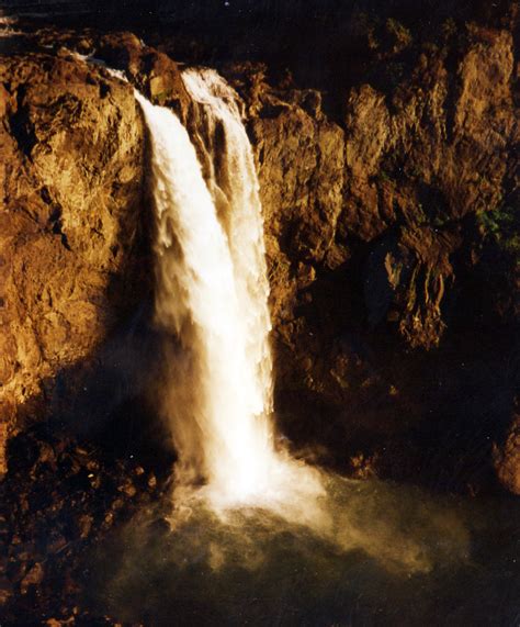 Snoqualmie Falls | Travel Wiki | Fandom