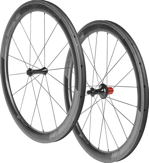 Specialized Unveils New Roval Carbon Wheel | Road Bike Action