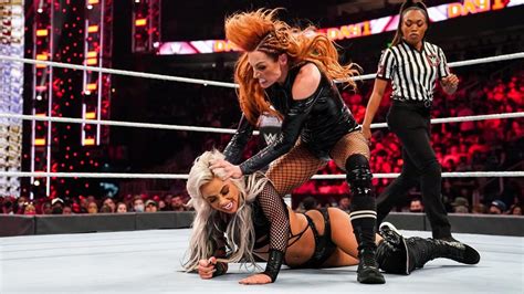 Becky Lynch Vs Liv Morgan At WWE Day 1 Had Botched Finish - WrestleTalk