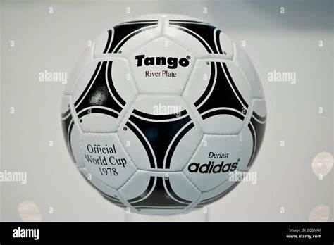 1978 world cup ball hi-res stock photography and images - Alamy