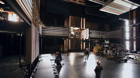 The Visually Stunning 'Tesseract' Scene in Interstellar was Filmed on a Physically Constructed ...