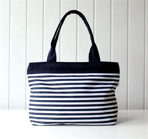 Navy and White Stripes Tote Bag Beach Bag ZIPPER CLOSURE | Etsy