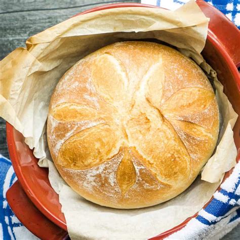 Dutch Oven French Bread (Easy)