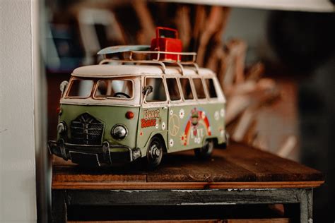 Vintage Toy Bus in Close Up · Free Stock Photo