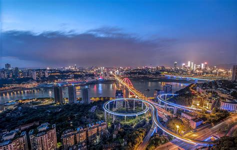 University student captures magical night view of Chongqing[3]- Chinadaily.com.cn