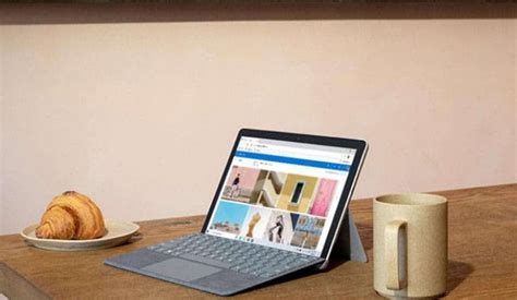 Microsoft Surface Go 3 Intel Pentium Gold 6500Y, i3 SoC Models Tipped