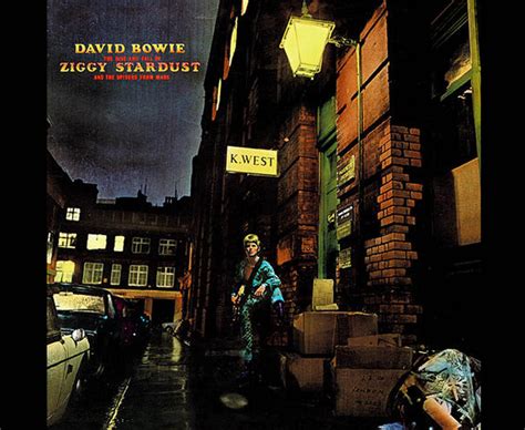 David Bowie's 1972 album The Rise and Fall of Ziggy Stardust and ...