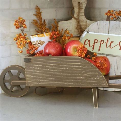 A beautiful seasonal Fruit Basket is a nice touch to your kitchen this Fall. Check out these ...