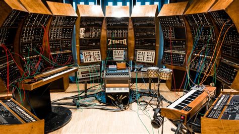 Learn About the Revolutionary Moog Modular Synthesizer in New Virtual ...