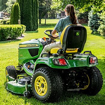 John Deere X754 LAWN TRACTOR