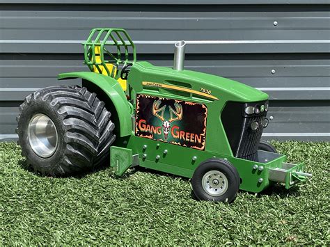 Toy John Deere Pulling Tractors | Wow Blog