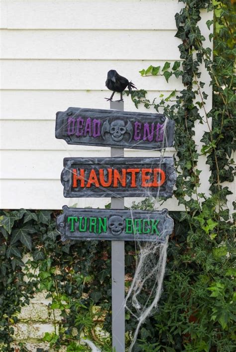 Haunted Halloween Signs