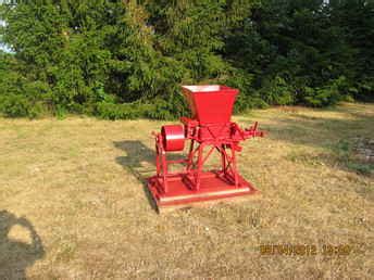 Used Farm Tractors for Sale: Antique Grist Mill (2012-09-27) - Yesterday's Tractors