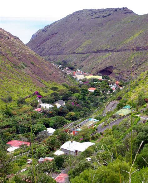 Saint Helena Island Info: All about St Helena, in the South Atlantic Ocean • Jamestown