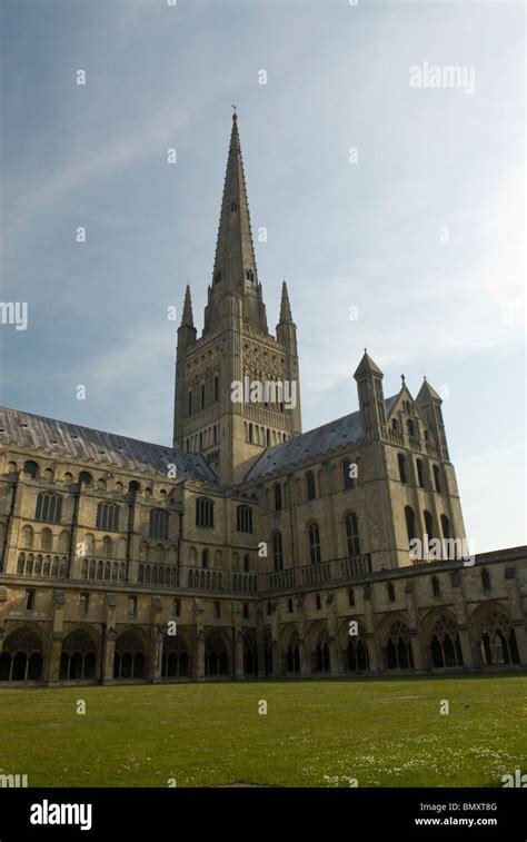 Norwich Cathedral, Norwich, Norfolk, England Stock Photo - Alamy