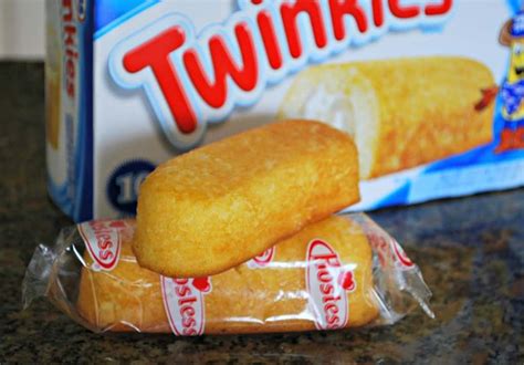 No Bake Twinkies Cake for Spring - Mess for Less