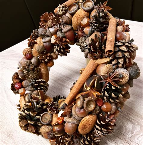 Christmas decoration - go nuts | Christmas decorations, Christmas, Decor