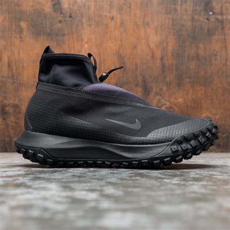 nike men acg mountain fly gore tex black black dark grey