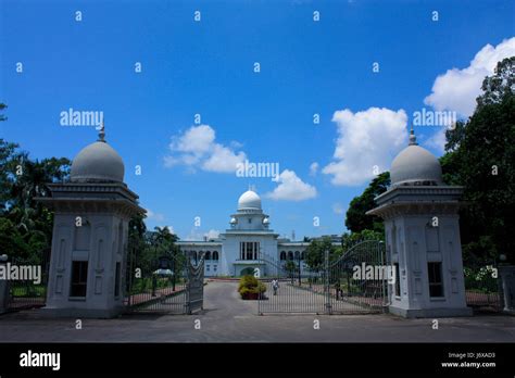 The Supreme Court building in Dhaka, Bangladesh Stock Photo - Alamy