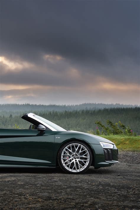 Audi R8 Spyder V10 Plus Side View 2017 Zl Wallpaper - [640 x 960]