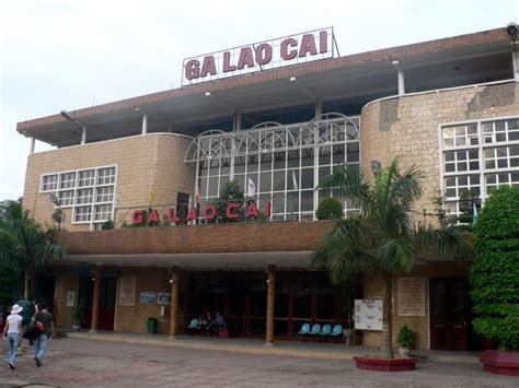 Destination North Vietnam: Arriving Lao Cai train station