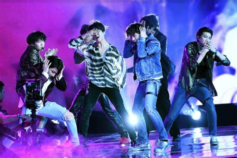 BTS Performs at the ‘2019 Billboard Music Awards’ | Starmometer