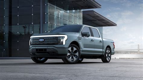 Ford F-150 Lightning pickup costs more to build, price goes up