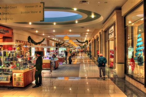 Corridor of Shopping Mall image - Free stock photo - Public Domain ...