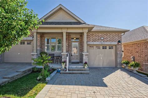 7 Hillcrest Drive New Tecumseth | Zolo.ca