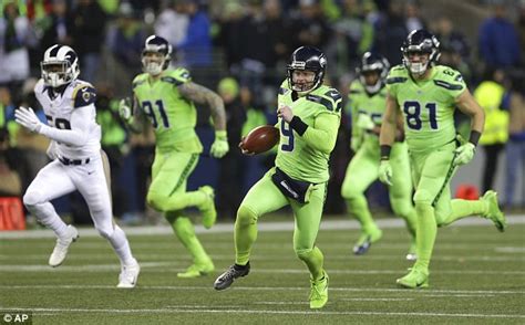 Seattle Seahawks' bright green Color Rush uniforms catch Twitter's ...