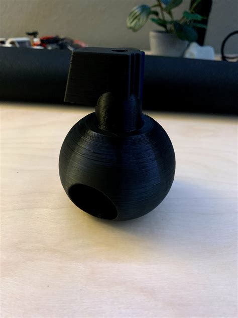 3D printed Airsoft Grenade - 40mm Airsoft • made with Ender 3 V2・Cults