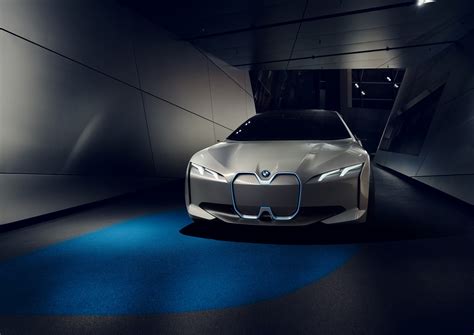 BMW i Vision Dynamics Revealed To Take On Tesla