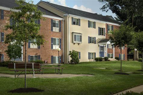 Village Square West Apartments - Rockville, MD | Apartments.com