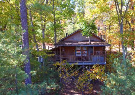 12 Hot Springs Cabins in North Carolina - Cabin Critic