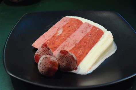 A review of the Strawberries and Cream Gelato Cake recipe from Food&Wine