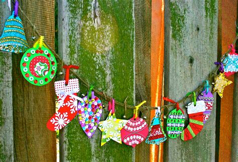 Smart-Bottom Enterprises: Christmas Ornament Banner Craft Kit