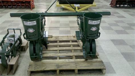 012-0130 Cole 2-Row 12MX Planter w/Fertilizer Hopper, 3 Pt. Hitch & 80” Toolbar