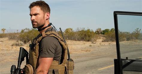 'Lethal Weapon': Seann William Scott is caught in a battle he didn't start, and it's totally ...