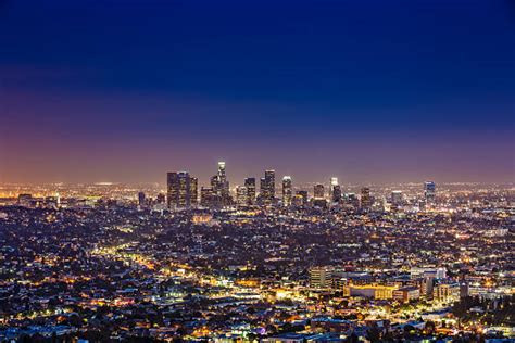 5,200+ Los Angeles Skyline Night Stock Photos, Pictures & Royalty-Free ...