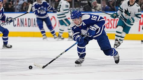 Leafs' Marner extends point streak to 18 games, ties franchise record ...