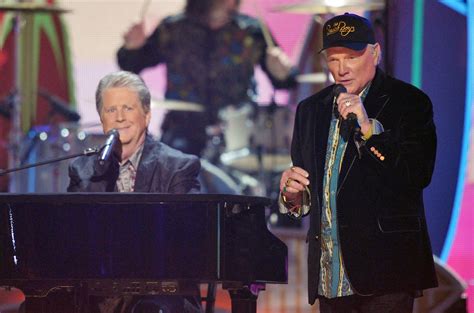 Beach Boys: Mike Love Posts Get-Well Note to Former Bandmate Brian Wilson | Billboard – Billboard