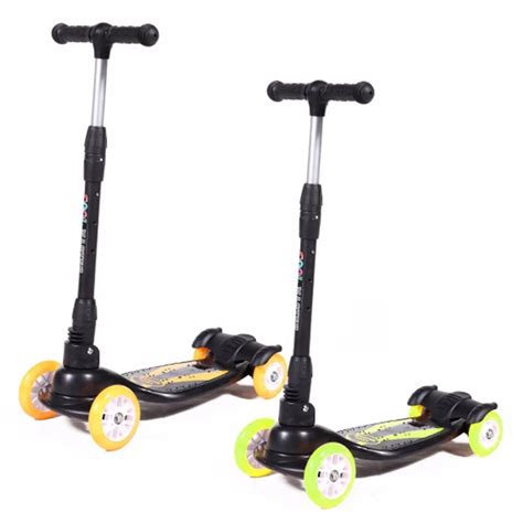 Foldable Design Children Kids 4 Wheels Outdoor Playing Scooter Flashing ...