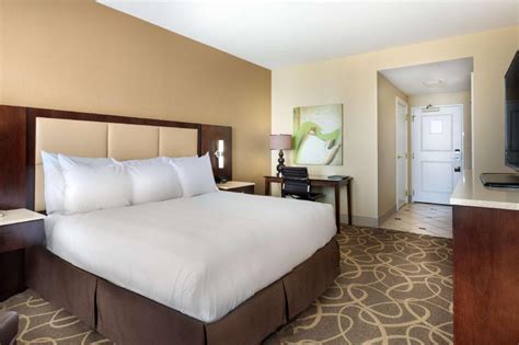 Hilton Galveston Island Resort in Galveston (TX) - Room Deals, Photos & Reviews