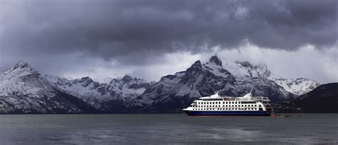 Adventure Cruises & Expeditions in Patagonia | Swoop Patagonia